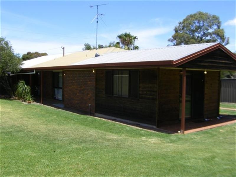 9 Ruby Street, Kingsthorpe QLD 4400