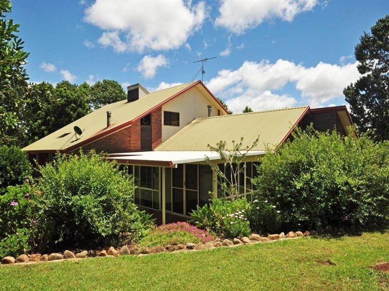 6 Highfields Road, Highfields QLD 4352