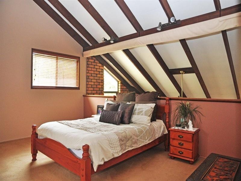 6 Highfields Road, Highfields QLD 4352