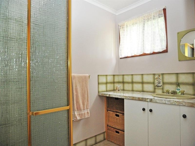 6 Highfields Road, Highfields QLD 4352