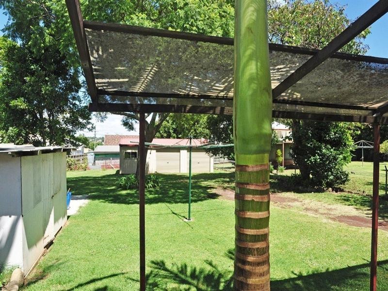 25 McIntyre Street, Centenary Heights QLD 4350