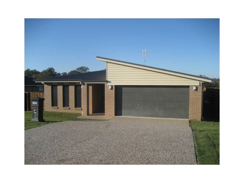 6 Kurrawa Cresent, Glenvale QLD 4350