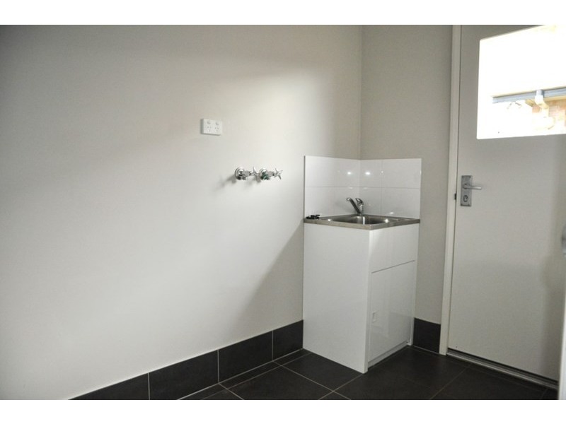 6 Kurrawa Cresent, Glenvale QLD 4350