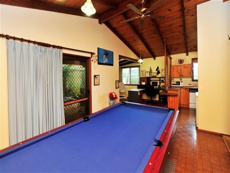 40 Hinkler Crescent, Wilsonton QLD 4350