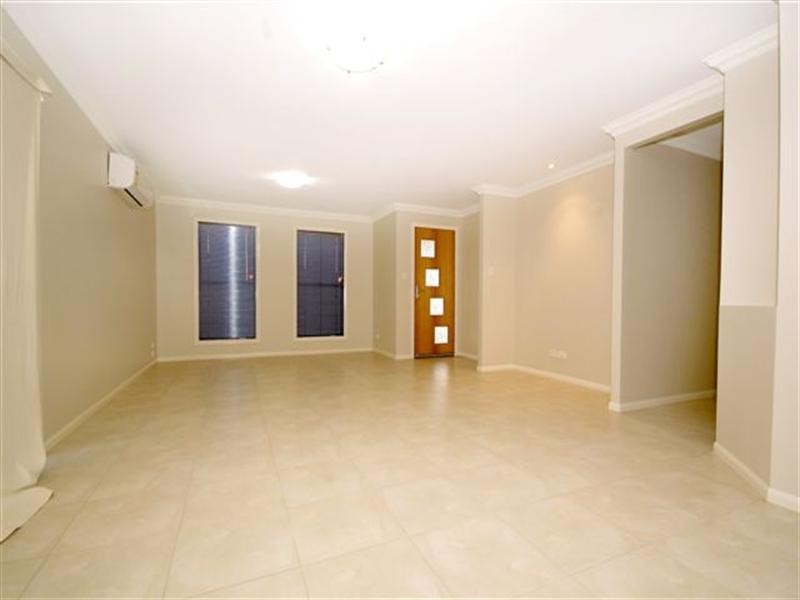 1/27 Highgrove Drive, Highfields QLD 4352