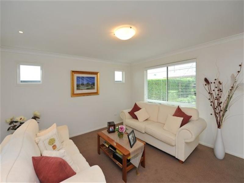 20 Shelton Crescent, Kearneys Spring QLD 4350