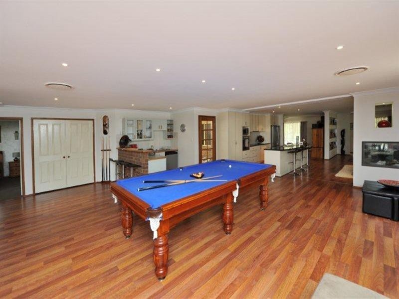 110 Savage Road, Cambooya QLD 4358