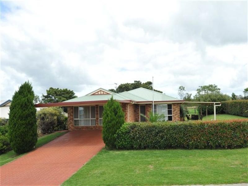 19 Macrossan Street, Cranley QLD 4350