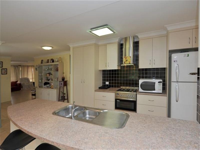 19 Macrossan Street, Cranley QLD 4350