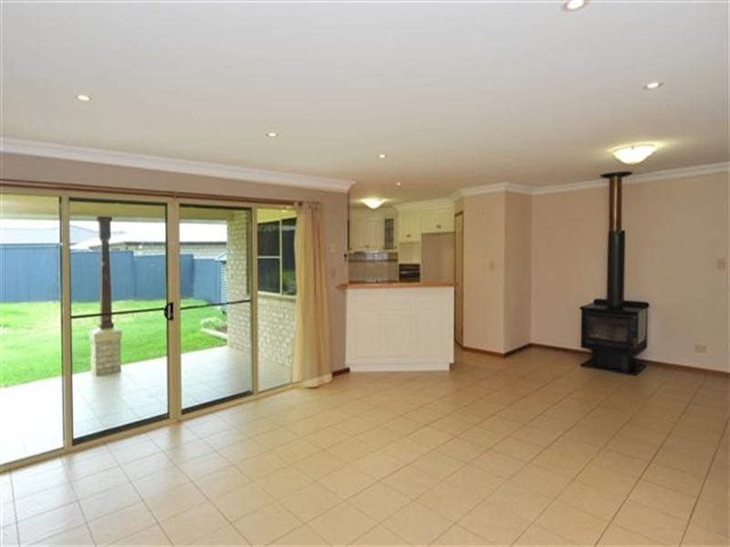 30 Catherine Crescent, Kingsthorpe QLD 4400