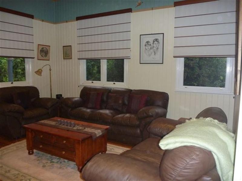 204 Campbell Street, Newtown QLD 4350