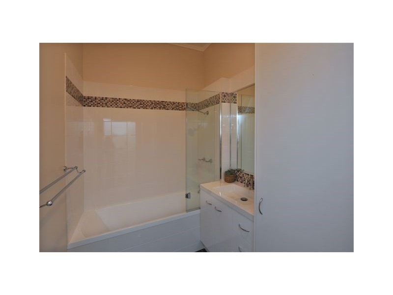 167 Holberton Street, Newtown QLD 4350