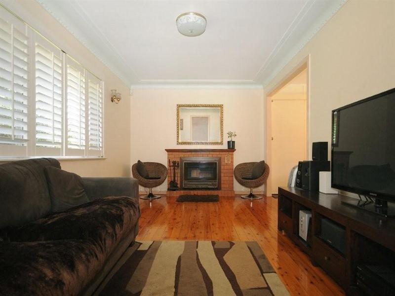 4 Lovett Street, Rangeville QLD 4350