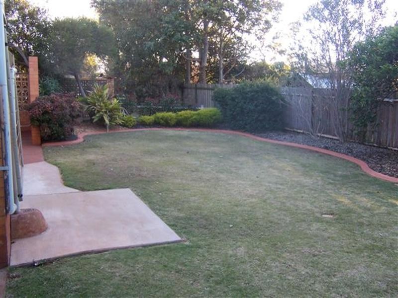 21 Loch Street, Centenary Heights QLD 4350