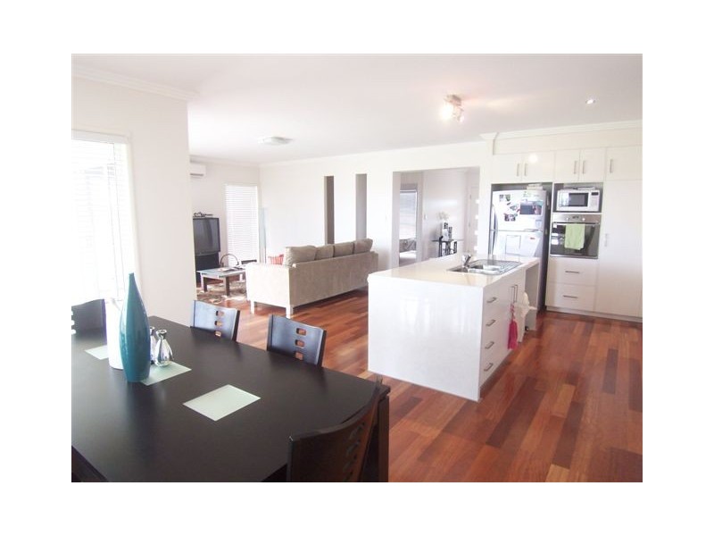 48 Saleyards Road, Millmerran QLD 4357