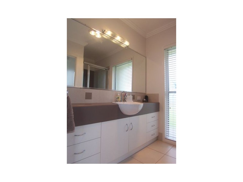 48 Saleyards Road, Millmerran QLD 4357