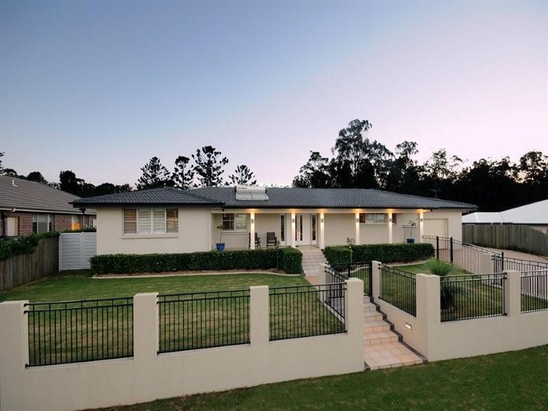 10 Rosella Street, Rangeville QLD 4350