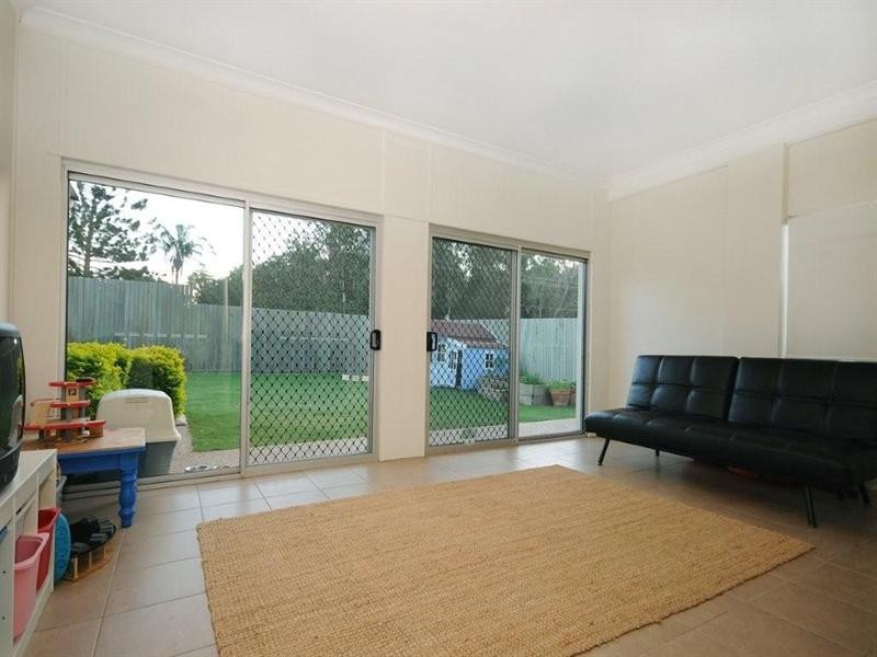 10 Rosella Street, Rangeville QLD 4350