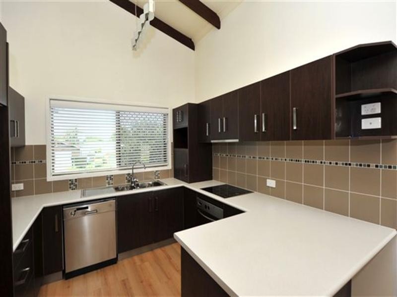 10 Zoe Court, Centenary Heights QLD 4350