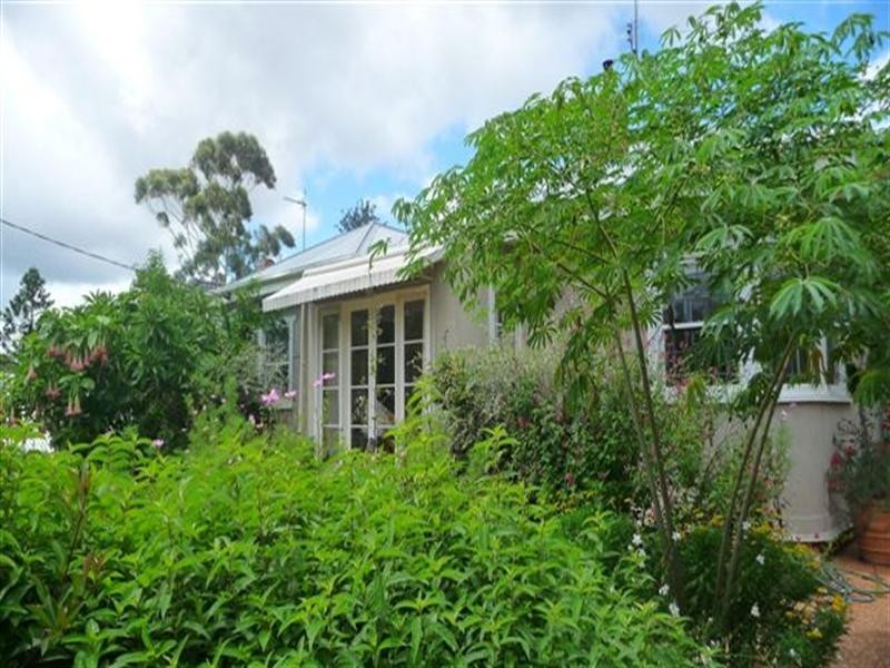 130 Perth Street, South Toowoomba QLD 4350