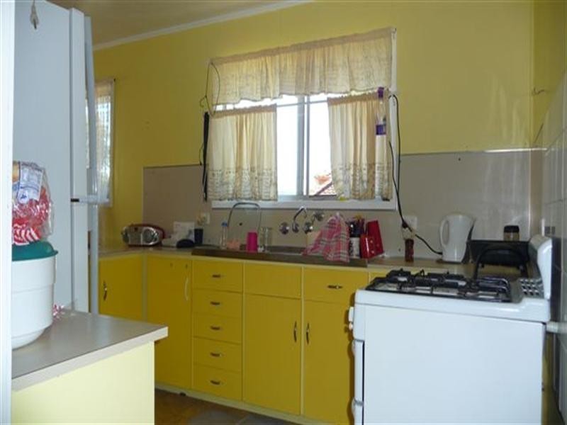 10 King Street, Oakey QLD 4401