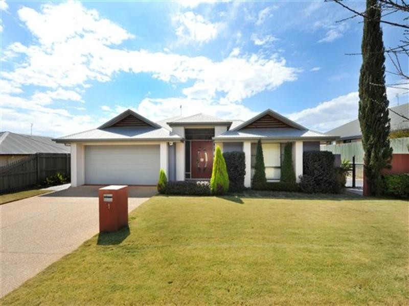 11 Leith Crescent, Rangeville QLD 4350