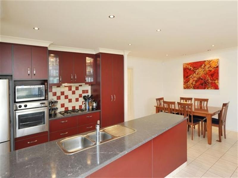 11 Leith Crescent, Rangeville QLD 4350