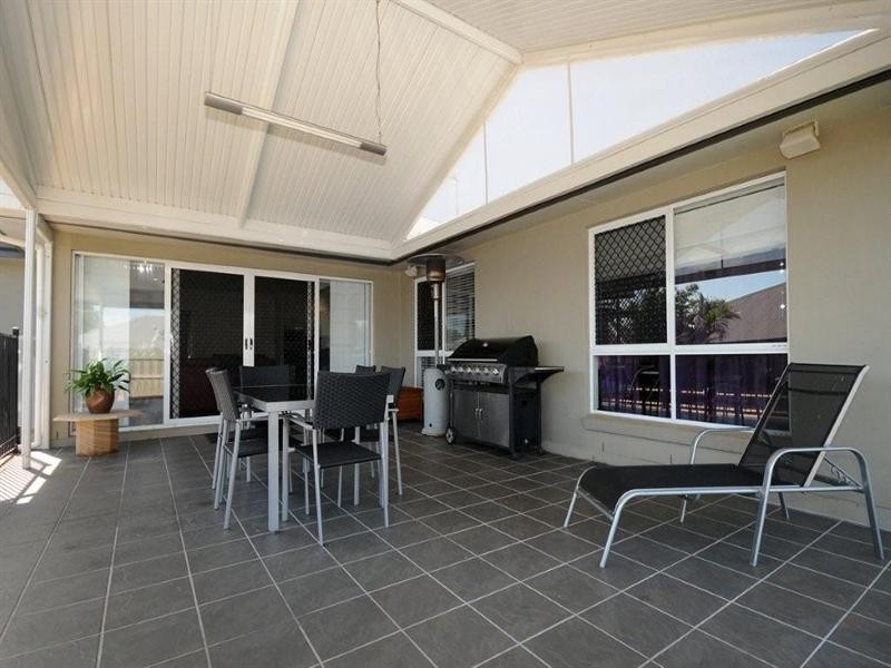 9 Quail Street, Rangeville QLD 4350