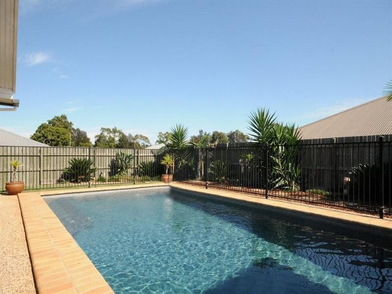 9 Quail Street, Rangeville QLD 4350