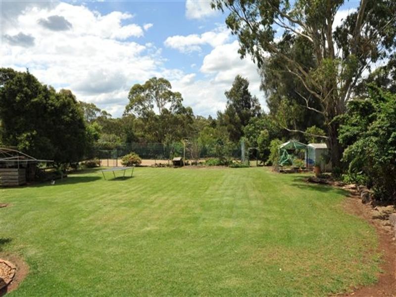 13 Cumners Road, Torrington QLD 4350
