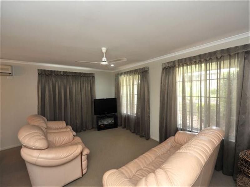 13 Jacaranda Court, Rangeville QLD 4350