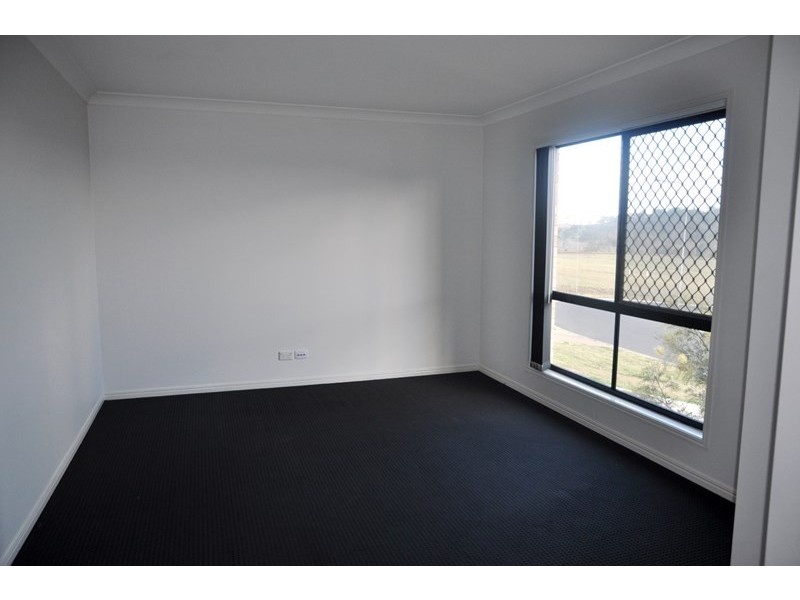 24 Paperbark Drive, Glenvale QLD 4350