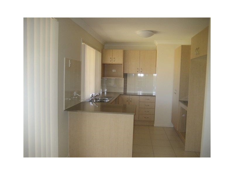 6 Bellara Drive, Glenvale QLD 4350