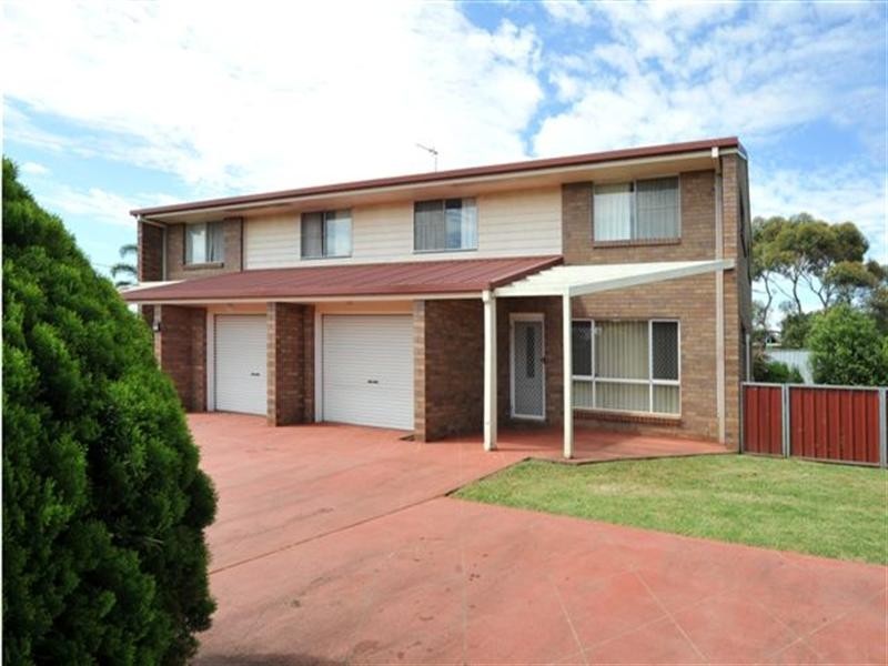 1 Kuhn Street, Kearneys Spring QLD 4350