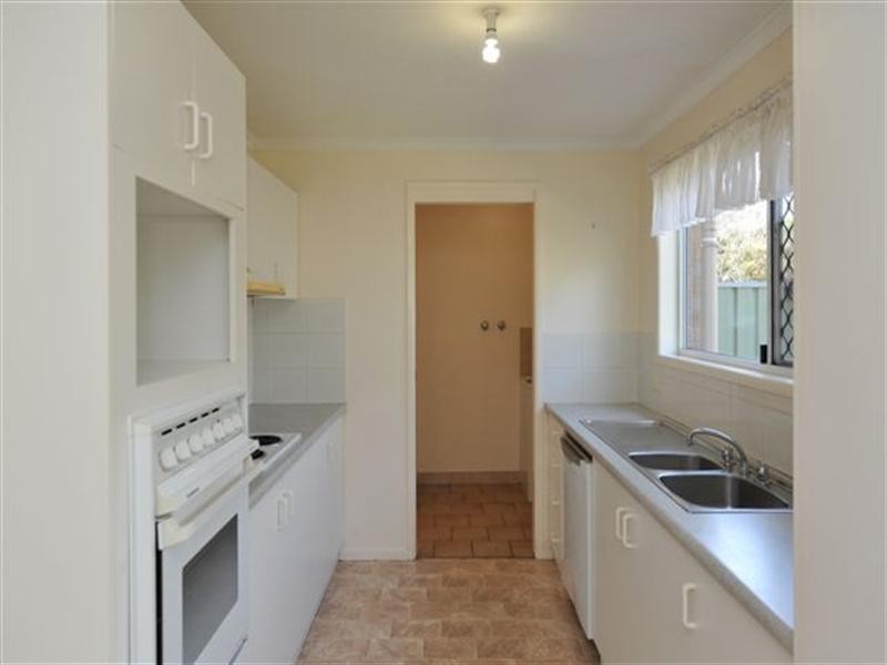 1 Kuhn Street, Kearneys Spring QLD 4350