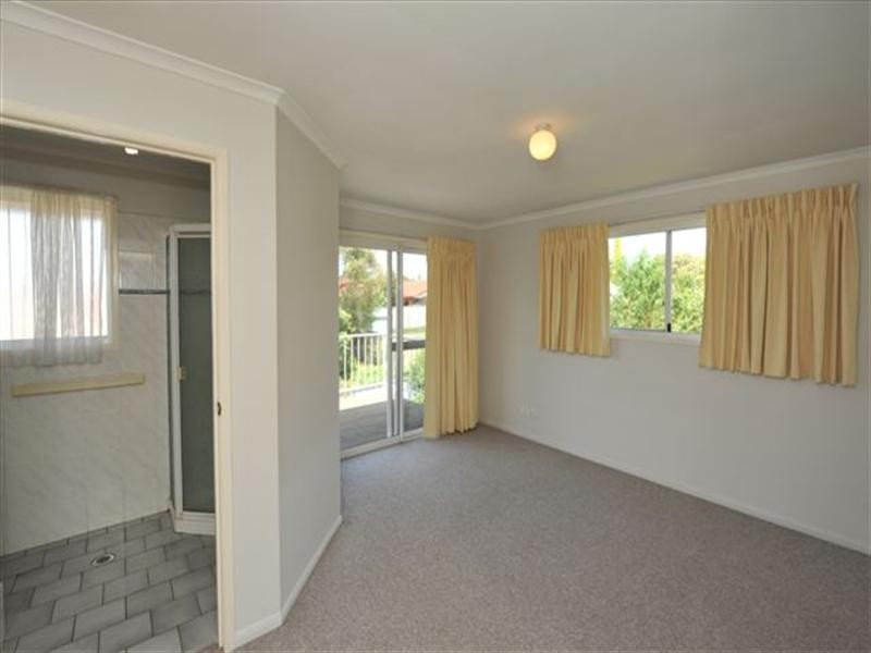 1 Kuhn Street, Kearneys Spring QLD 4350