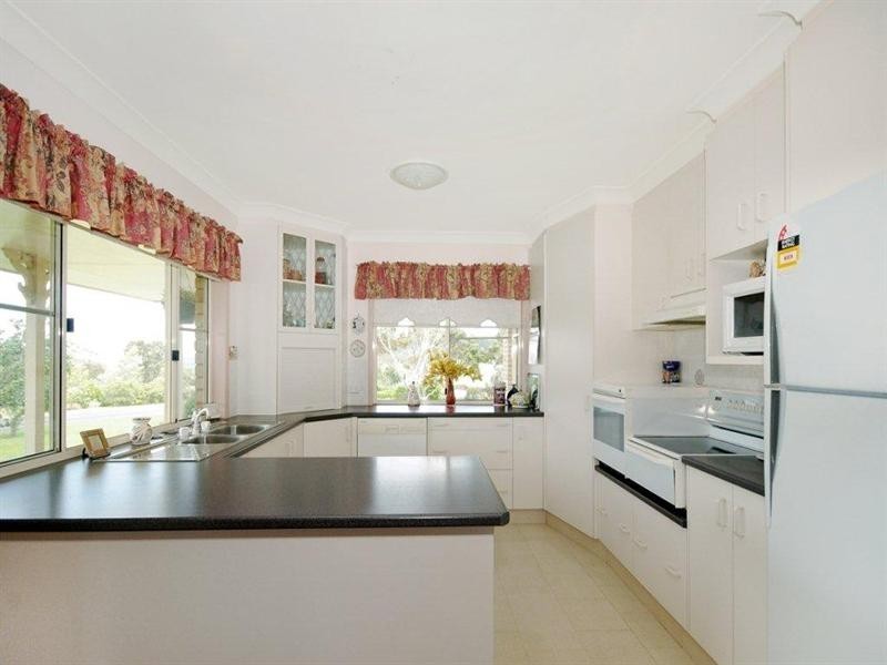317 Glenvale Road, Glenvale QLD 4350