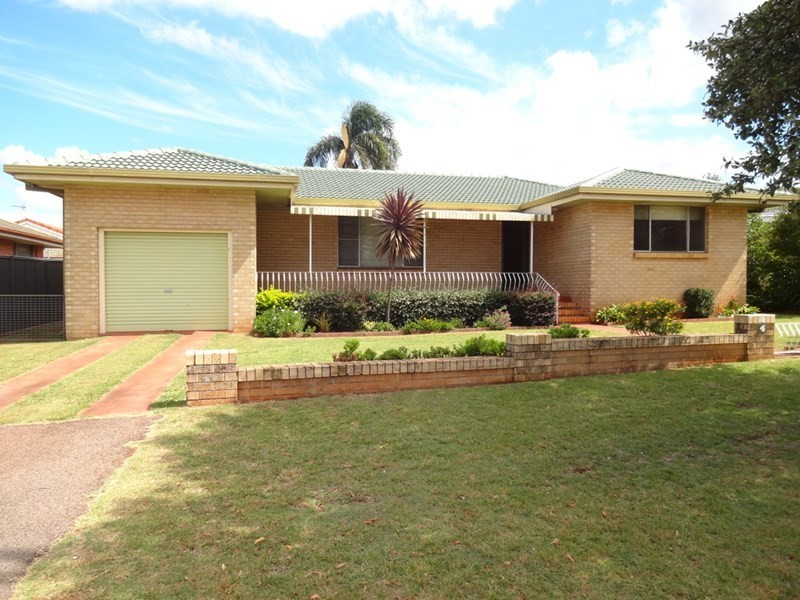 4 Corriedale Crescent, Harristown QLD 4350