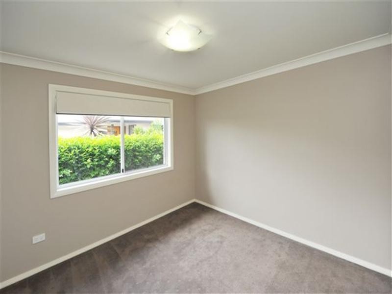 Unit 2, 208 Stenner Street, Middle Ridge QLD 4350