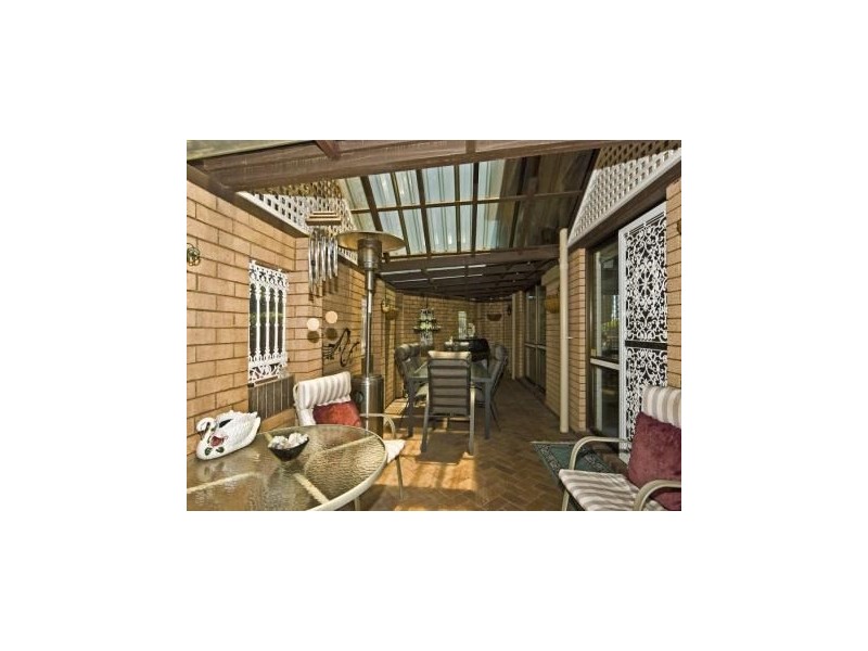 8 Gascony Street, Harristown QLD 4350