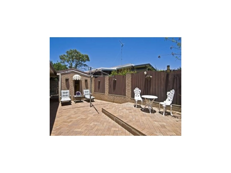 8 Gascony Street, Harristown QLD 4350