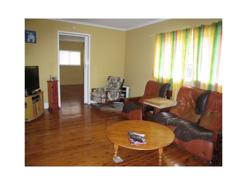 14 Hagan Street, North Toowoomba QLD 4350