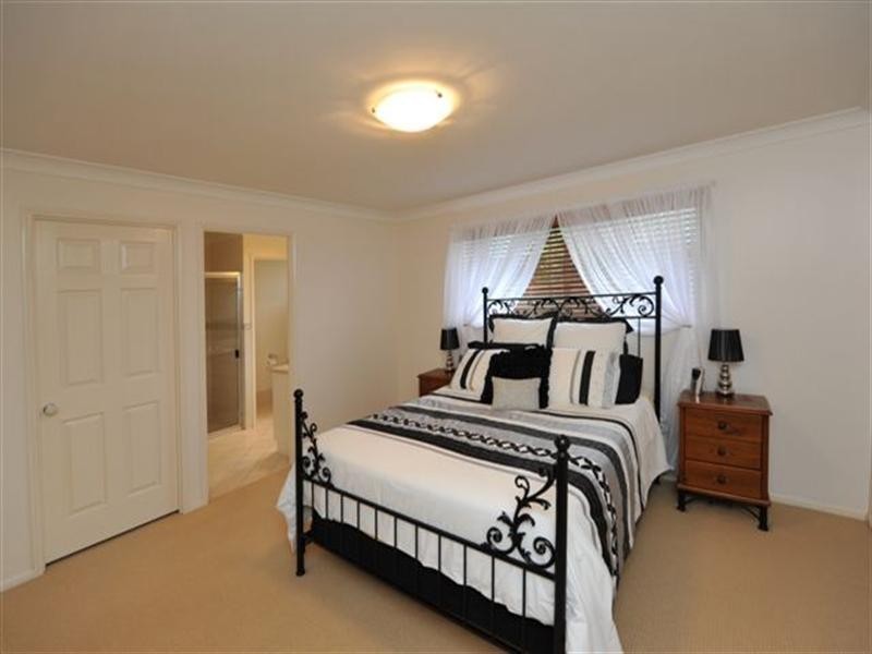 3 Weis Crescent, Middle Ridge QLD 4350