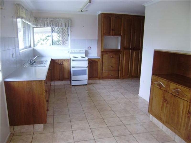8 Blue Hills Drive, Rangeville QLD 4350