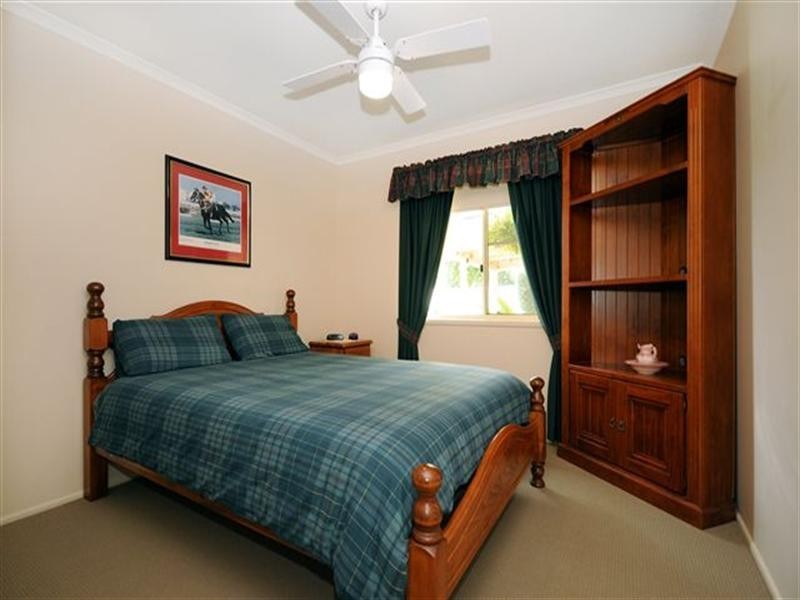 11 Pillar Street, Middle Ridge QLD 4350