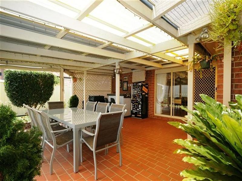 11 Pillar Street, Middle Ridge QLD 4350