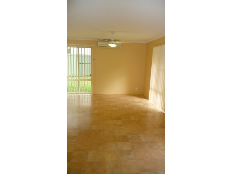 2 Jake Court, Middle Ridge QLD 4350