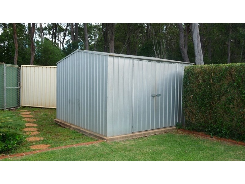 2 Jake Court, Middle Ridge QLD 4350