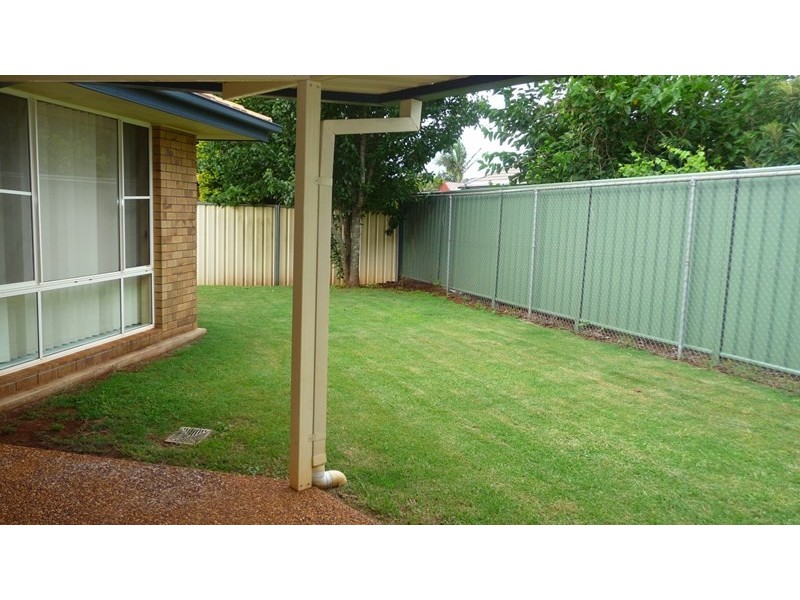 2 Jake Court, Middle Ridge QLD 4350