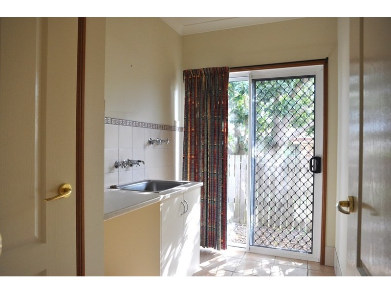 142 Spring Street, Middle Ridge QLD 4350